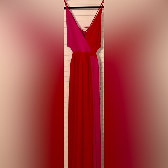 EXPRESS Red & Pink color block maxi dress w/cut outs & lace up back NEW RE $108+ - Picture 10 of 12